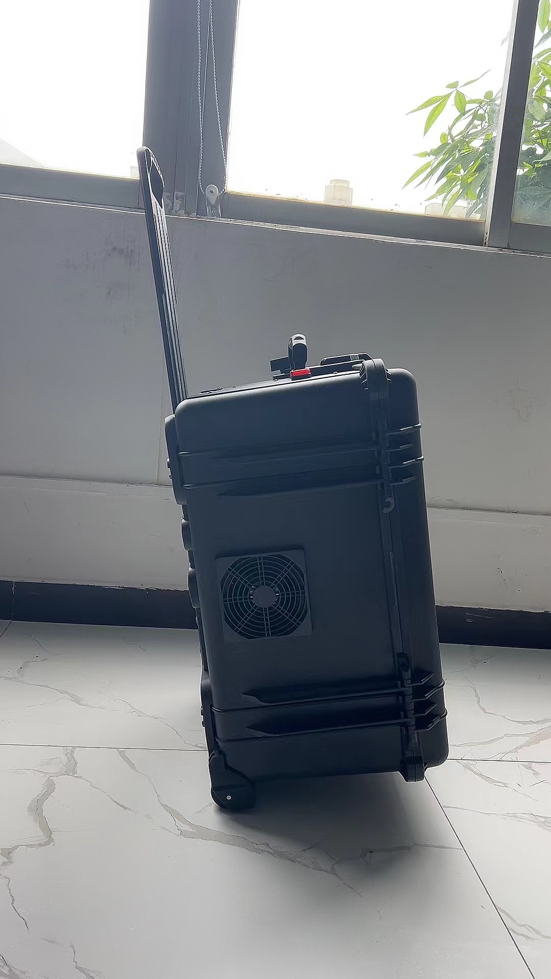 汕头手拉箱型移动通信干扰器